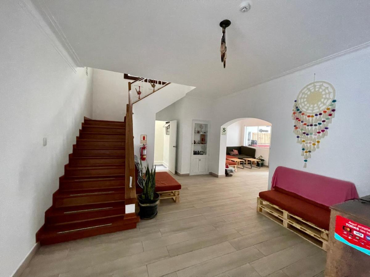Casaroma Hostels Лима Экстерьер фото